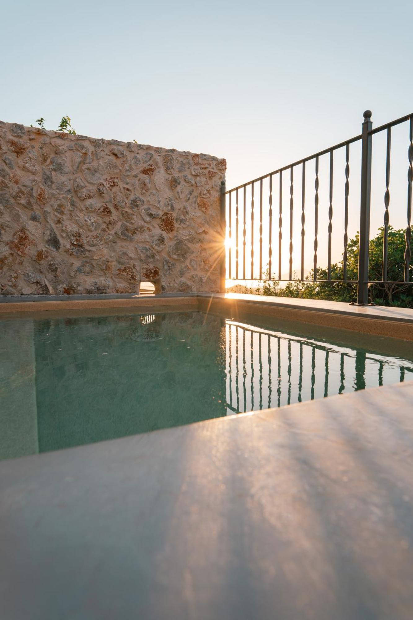 Villa Rosa - Luxury Villas With Panoramic Views Lagoudi Zia Екстер'єр фото