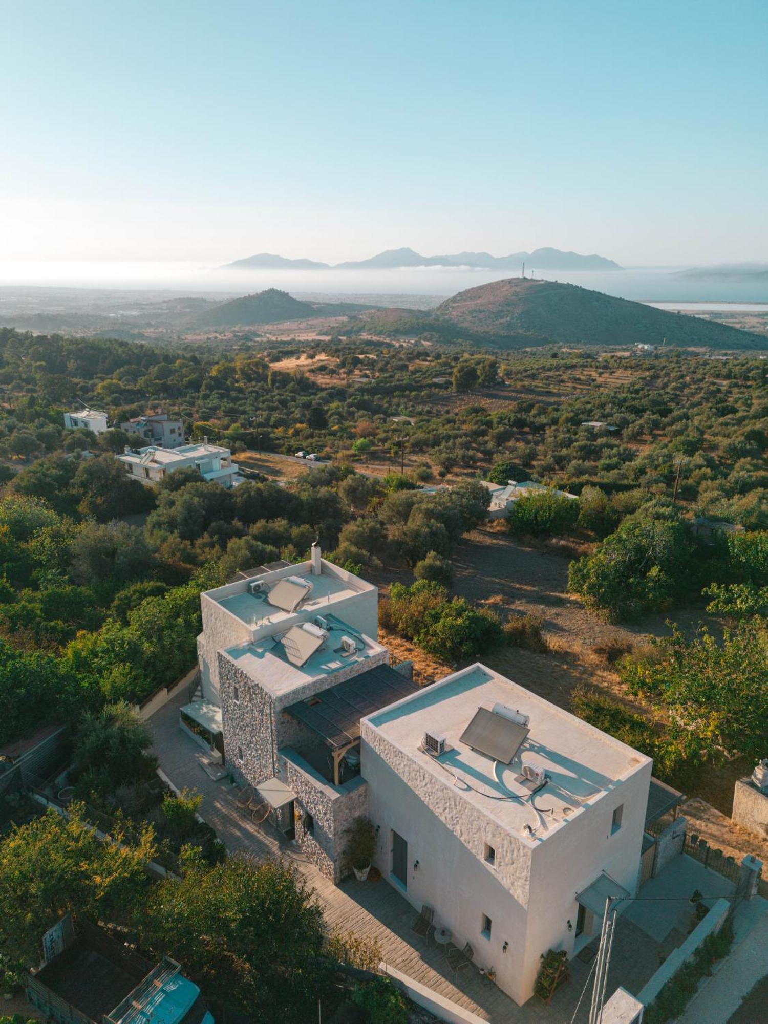Villa Rosa - Luxury Villas With Panoramic Views Lagoudi Zia Екстер'єр фото