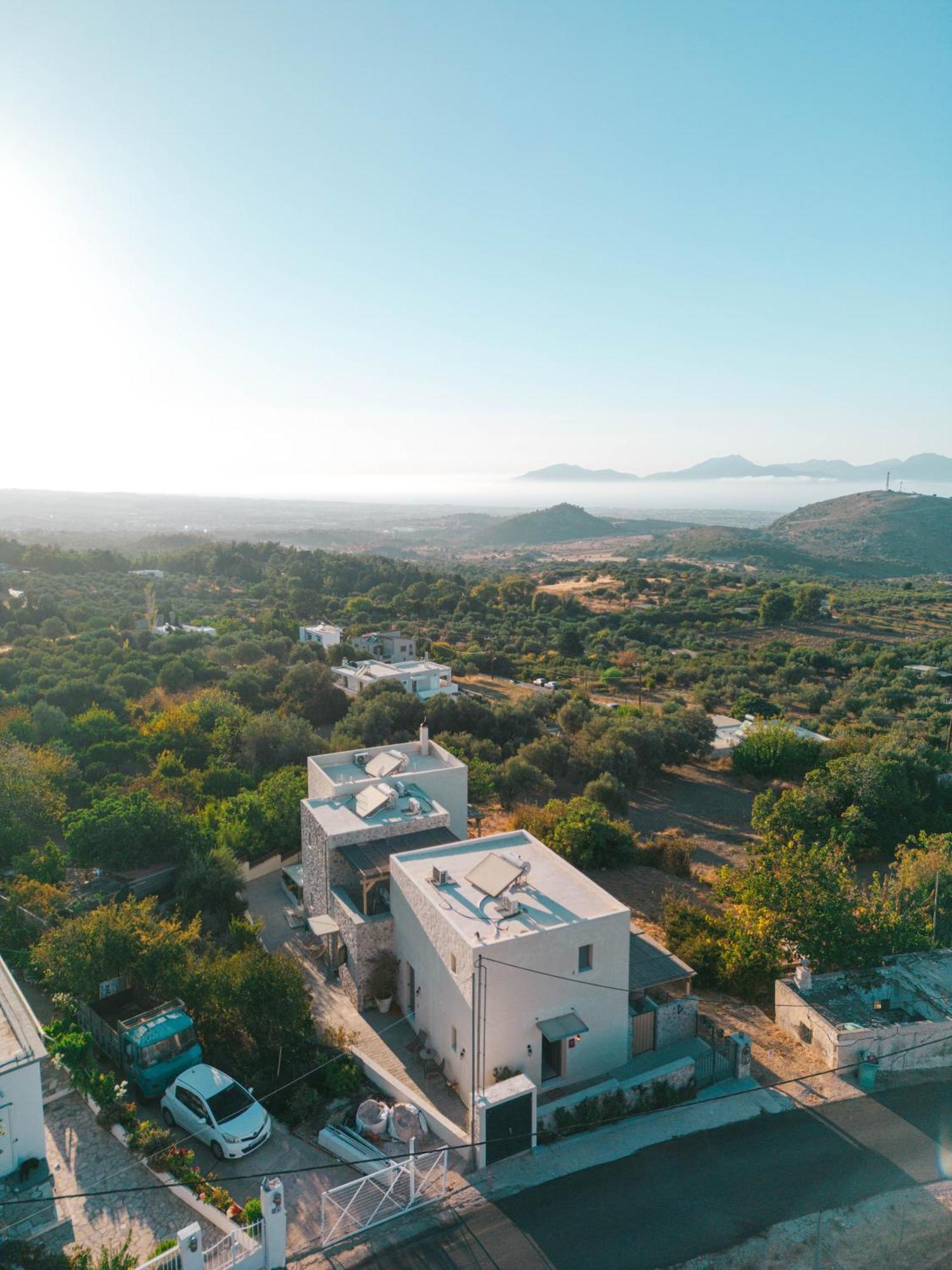 Villa Rosa - Luxury Villas With Panoramic Views Lagoudi Zia Екстер'єр фото